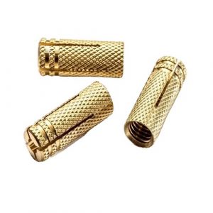 Анкер забивний латунний цанга